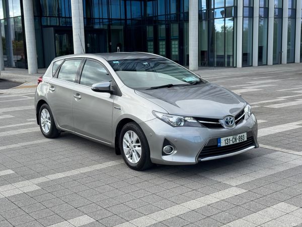 2013 Toyota Auris HYBRID | Nct & Tax | S History 401184767