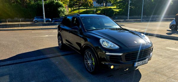 Porsche Cayenne 2017 Full service history 401119703