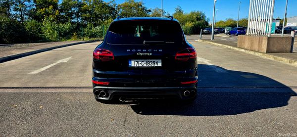 Porsche Cayenne 2017 Full service history 401119711