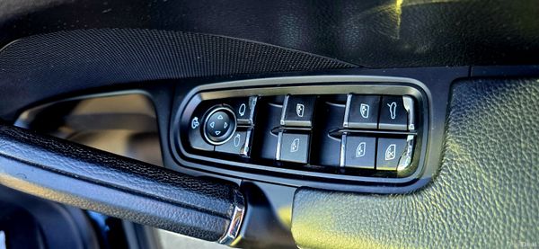 Porsche Cayenne 2017 Full service history 401119725