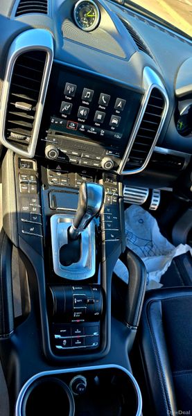 Porsche Cayenne 2017 Full service history 401119731