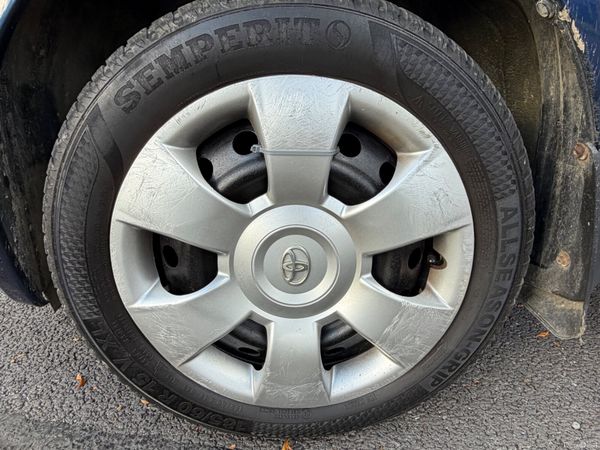 Toyota Yaris 2007 401124847