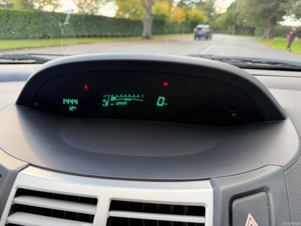 Toyota Yaris 2007 401124849