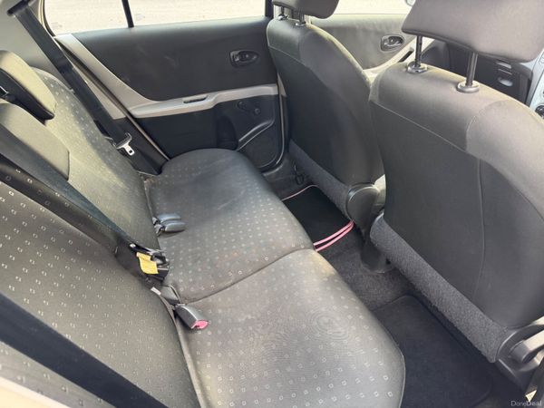 Toyota Yaris 2007 401124835