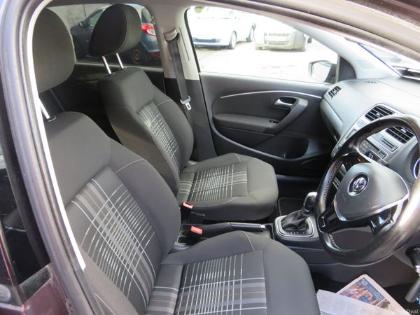 Volkswagen Polo 2015 5DR LOUNGE MODEL AUTO 401131773