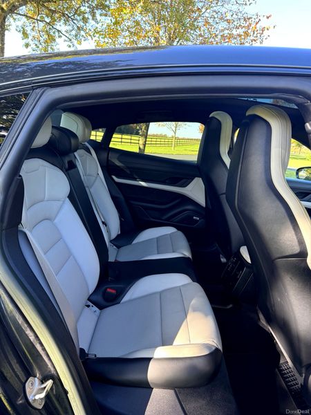 2022 Porsche Taycan – High Spec | Big Battery | 401275983