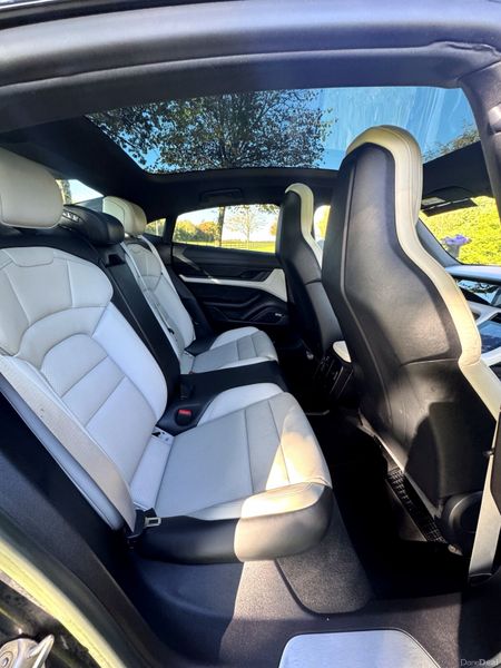 2022 Porsche Taycan – High Spec | Big Battery | 401275991