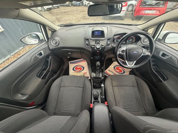 Ford fiesta **2015** 401482977