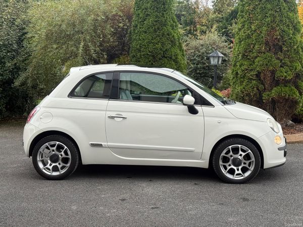 Beautiful Low km 2012 Fiat 500! Ideal Starter car! 401400373