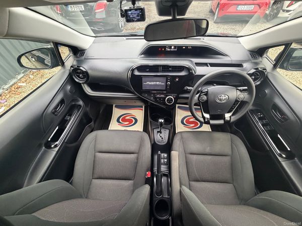 Toyota Aqua 2018** finance Available ** 401570699