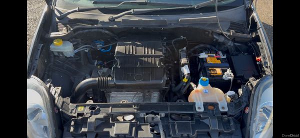 Fiat Punto 2016 1.2 Petrol 401589295