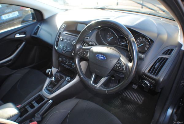 Ford Focus 1.6L 5DR H/B 2015 401518595