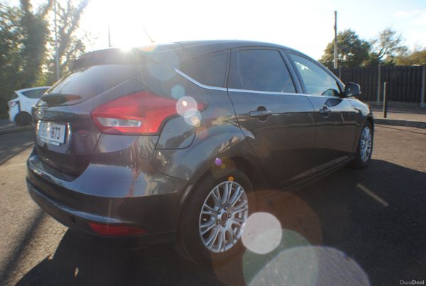 Ford Focus 1.6L 5DR H/B 2015 401518597