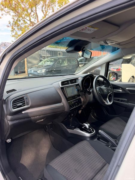 Honda fit  Hybrid Automatic 401520569