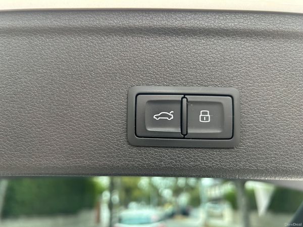2017 AUDI A4 ADVANT PETROL AUTOMATIC 401724907