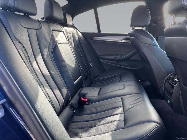 BMW 5-Series 520D M-Sport 401884283