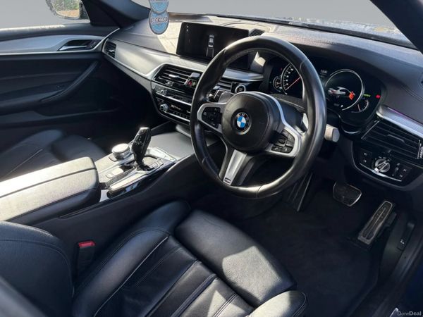 BMW 5-Series 520D M-Sport 401884299