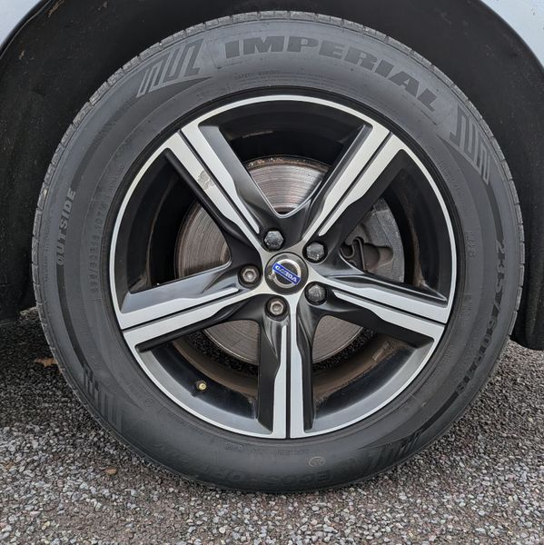 Volvo XC60 R-Design/FULL SERVICE HISTORY/NEW NCT 401960637