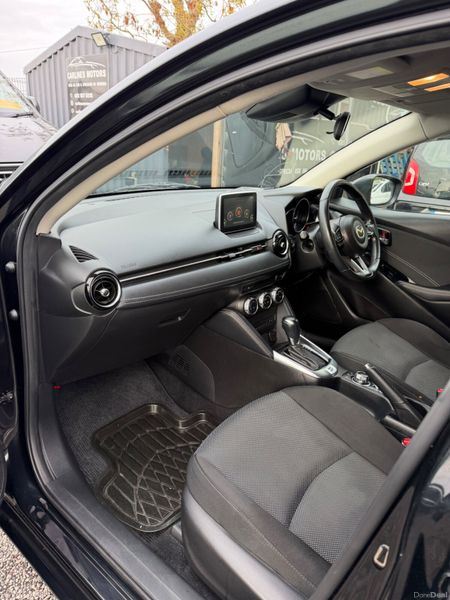 Mazda Demio Automatic 402040433