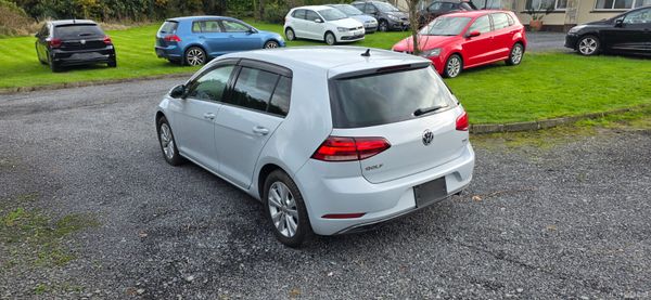 172 golf auto mk7.5. 33k km. 402048305