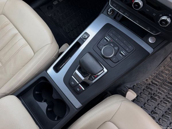 Audi Q5 S-TRONIC 402002633
