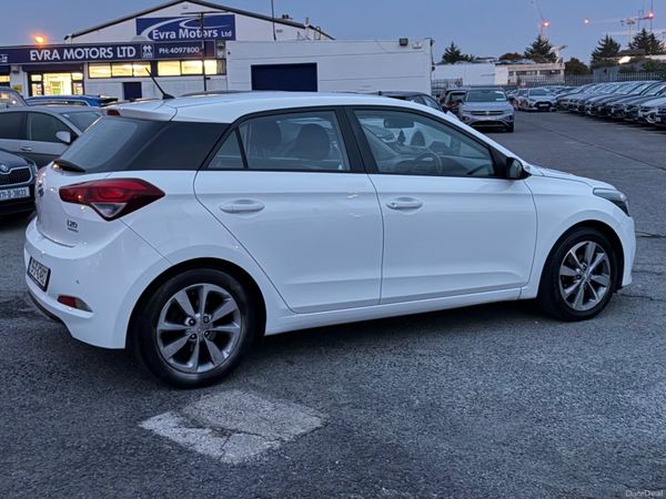 2015 Hyundai i20 1.2 Deluxe Nct 09/27 Tax 03/27 402009759