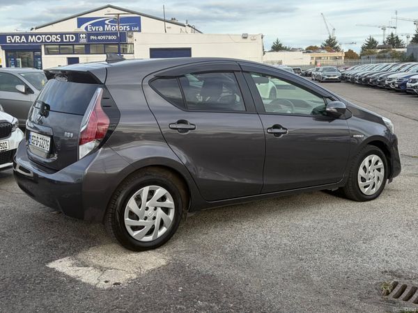 2015 Toyota Aqua 1.5 Hybrid Auto Nct 07/27 402155181