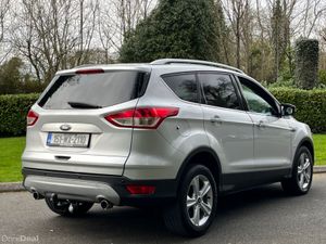 Ford Kuga 2.0 TDCI 4 SEAT BUSINESS UTILITY 2015 - Image 4