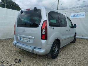 Wheelchair Car - Image 4