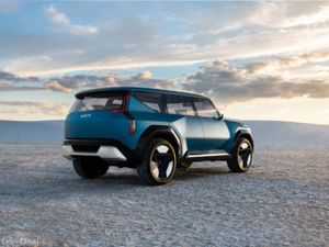 New KIA EV9/ 2026/ 7 Seater / Taxi Spec / Call NOW - Image 2