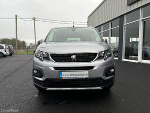 Wheelchair Car - Image 2