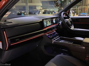 261 - PHEV 265 BHP Santa Fe Calligraphy 4WD - Image 4