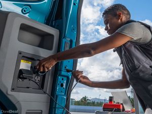 Ford e-Tourneo Custom/Wheelchair Access/Taxi Spec - Image 2