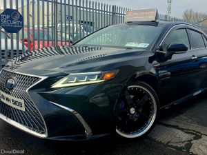 2018 Toyota Camry High Spec - Image 2