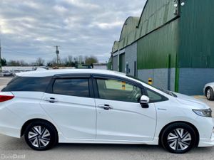 Honda Shuttle 2015 1.5 Hybrid - Image 4