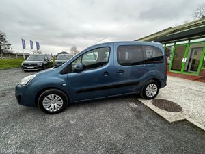 Wheelchair Car - Image 4