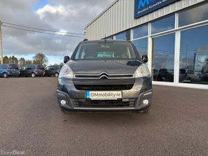 Wheelchair Car - Image 2