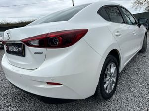 🔵 Mazda3 1.5 105PS EXECUTIVE SE 4DR - Image 4