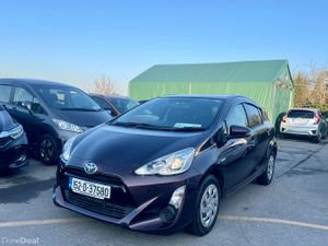 Toyota Aqua 2015 - Image 4