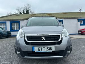 Wheelchair Car - Image 2