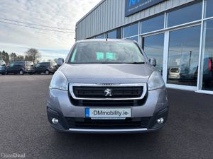 Wheelchair Car - Image 2