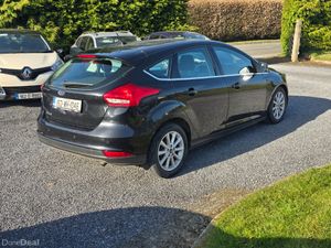 Ford Focus Automatic! Top spec - Image 3