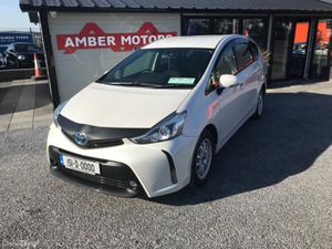 2015 Toyota Prius Alpha 7 Seater - Image 2