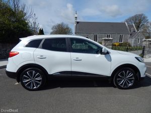 2019 Renault Kadjar 86 kms Tax & Test 07/27 - Image 2