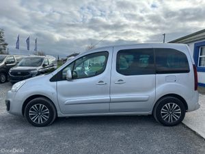 Wheelchair Car - Image 4