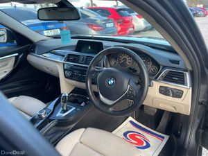 BMW 3-Series 2018 - Image 4