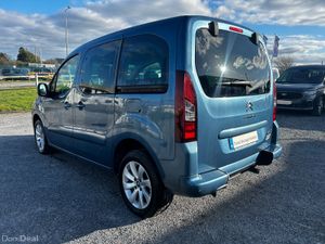 Wheelchair Car - Image 3