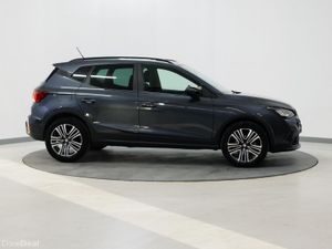*44* 2023 SEAT Arona 1.0tsi se - Image 3