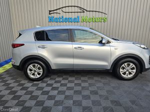 2017 Kia Sportage LX 1.7D - Image 2