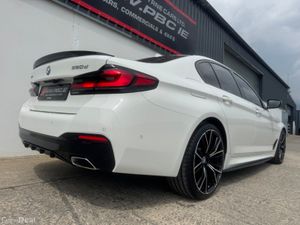 BMW 5-Series 520D M-Sport X-Drive 2023 - Image 4